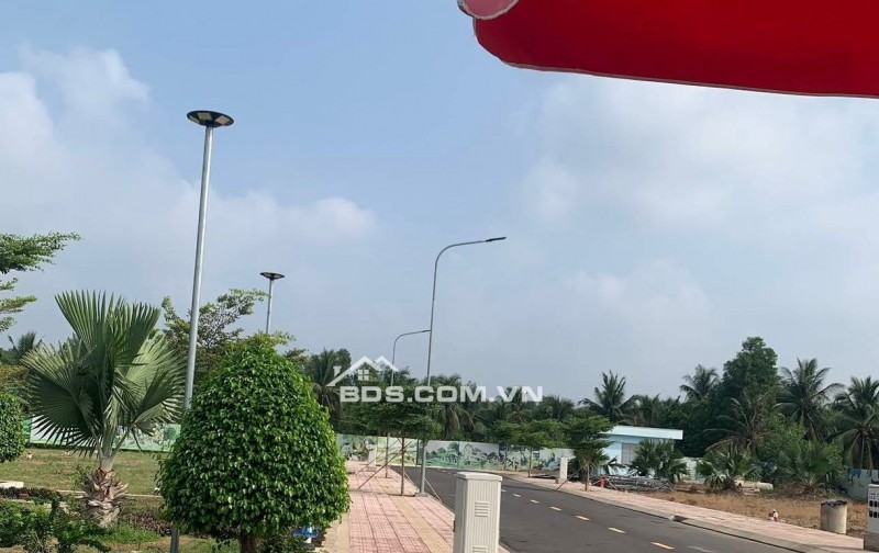 Chính Chủ kẹt tiền bán gấp đất bến lức long an SHR